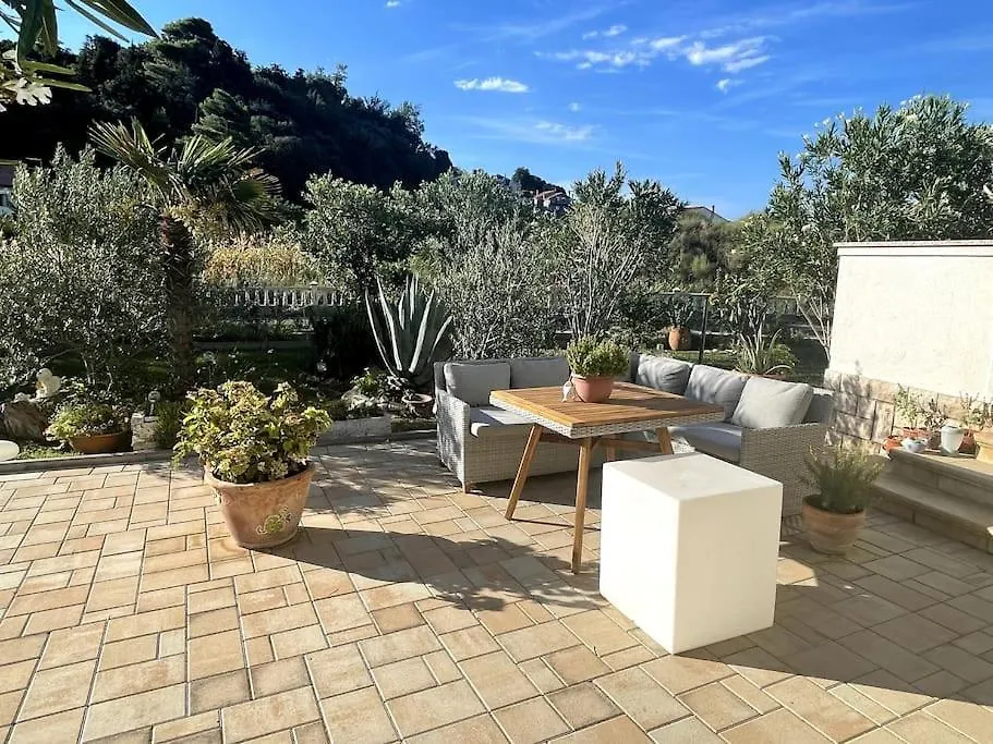 Casa Fumica Apartment Palit